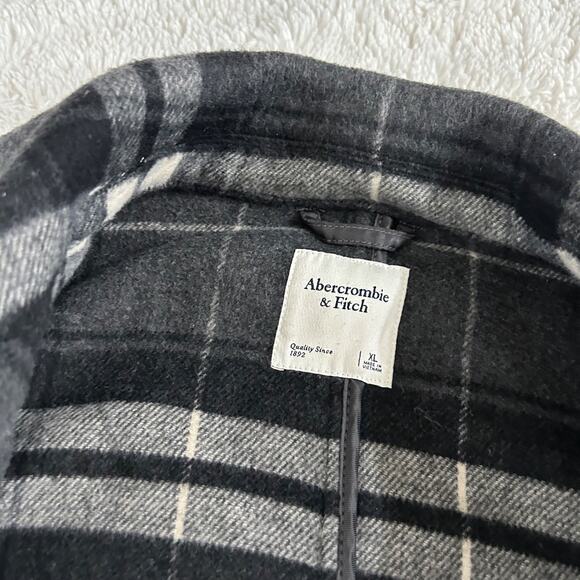 Abercrombie Fitch Sz XL Wool Wrap Grey Plaid Belted Winter Coat Missing Belt** - Picture 3 of 5